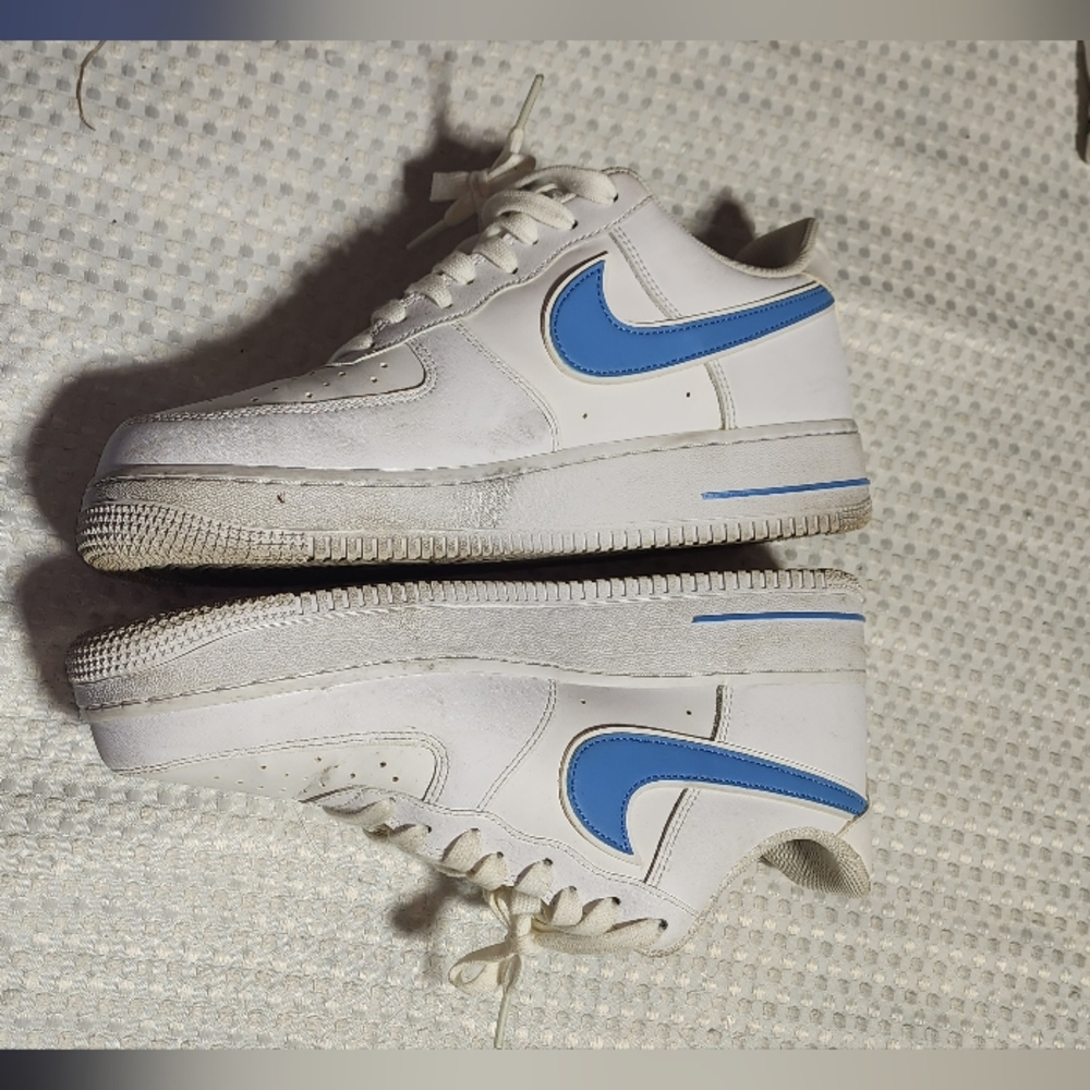 NIKE AIR FORCE EUC MENS SIZE 10 UNIVERSITY BLUE SNEAKERS SHOES - Picture 7 of 10